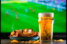 华润、青岛、百威们的“啤酒世界杯”，谁能突围？