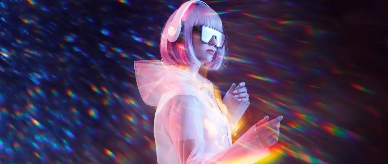 元宇宙终究没火过两年