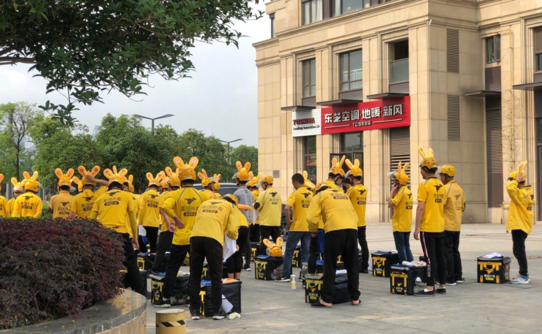 雷军刷屏,难掩互联网低谷墙裂推荐